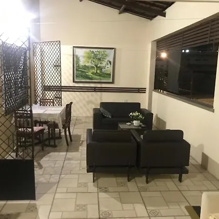 Apartamento Suítes Meireles *
